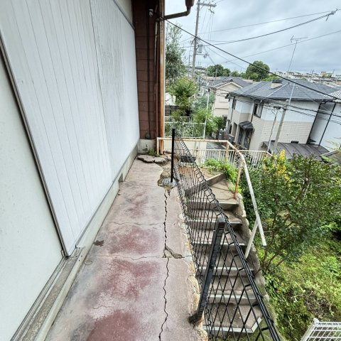 寝屋川市末広町貸家の庭