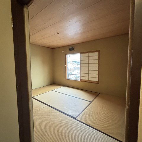 寝屋川市末広町貸家の和室
