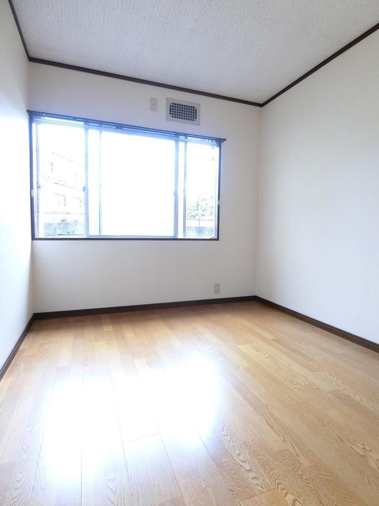 寝屋川市末広町貸家の内装