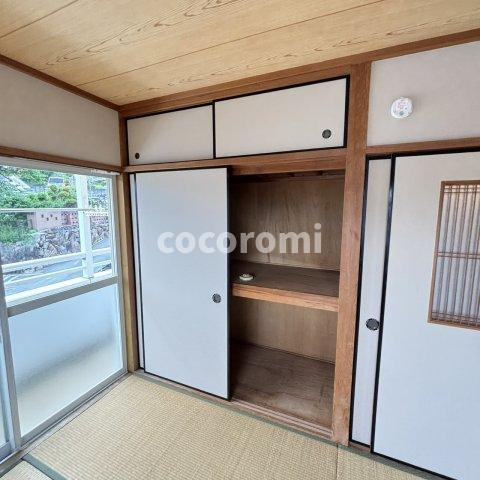 南中振1丁目メゾネットの収納