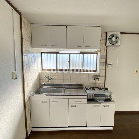 枚方市桜丘町戸建のキッチン