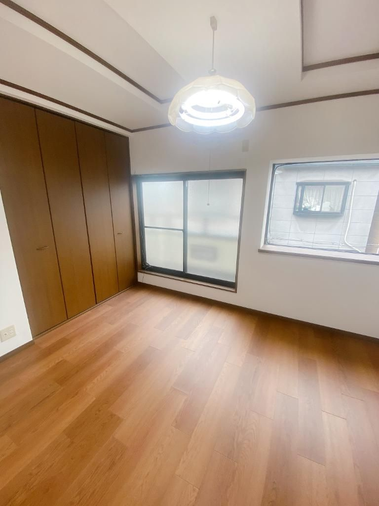 枚方市須山町戸建の収納