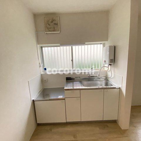 藤田町リノベ貸家のキッチン