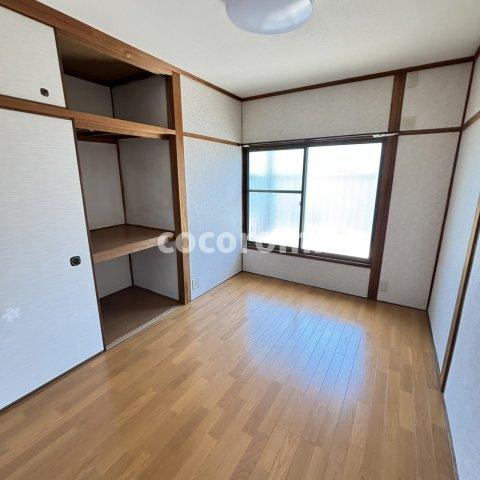 朝日町貸家の内装
