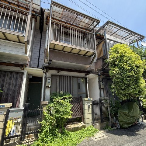 朝日町貸家