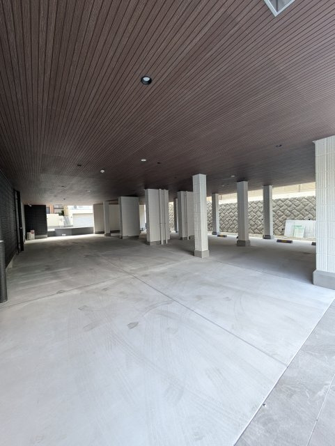 La vita摂津本山の駐車場