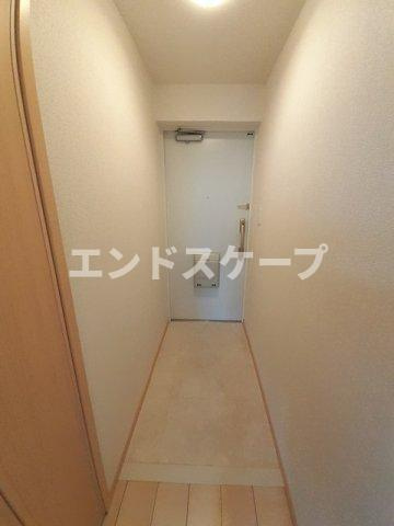 グランドレール高崎の玄関|高崎、前橋のお部屋探しはエンドスケープまで！お客様の理想お聞かせ下さい♪