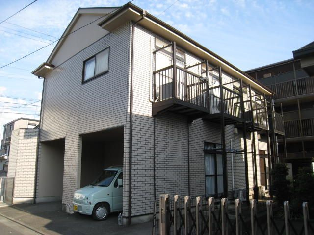 大和市鶴間１丁目のアパートの外観