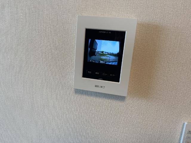 加古川市平岡町土山のアパートの内装|カメラ付インターホン
