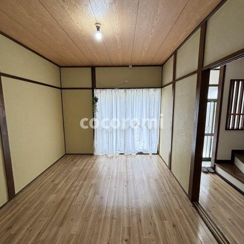 東船橋貸家の居間・リビング