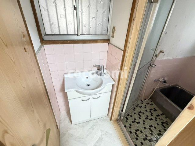 長尾元町７丁目貸家の洗面所