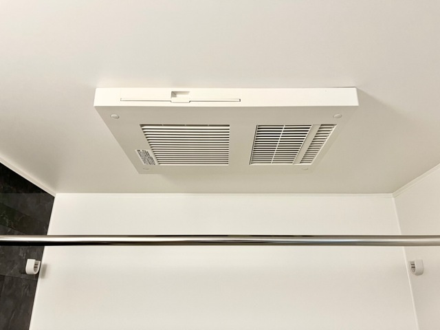 十色の設備|浴室乾燥機