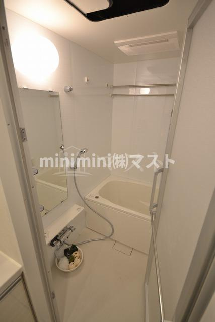 コンフォリア北堀江１丁目の浴室