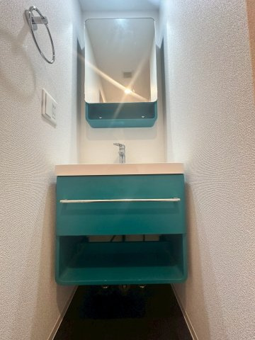 セレニテ福島アリアの洗面所