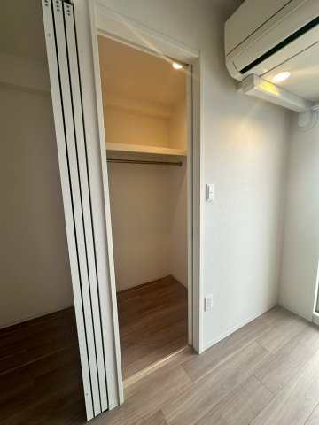 セレニテ福島アリアの収納