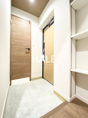 【玄関】 | THE SQUARE Urban Residence