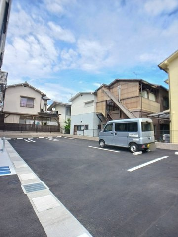 ラメールの駐車場