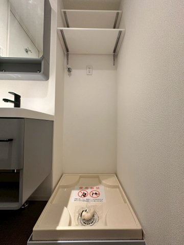 セレニテ福島プリエの洗面所