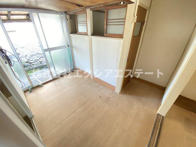 恩智中町2丁目貸家の洗面所