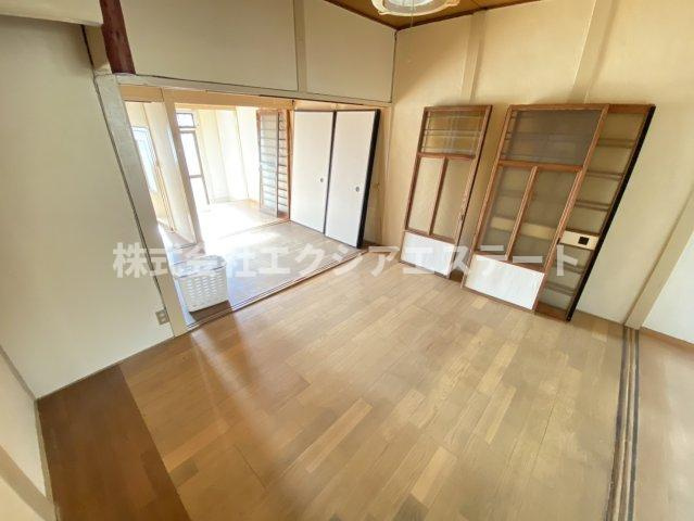 恩智中町2丁目貸家の居間・リビング