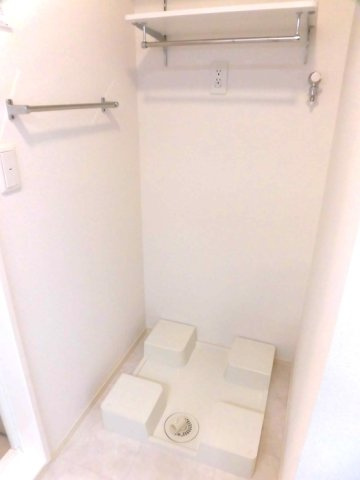 【設備】 | オアシス加納 Ⅲ | 303 洗濯機置場
