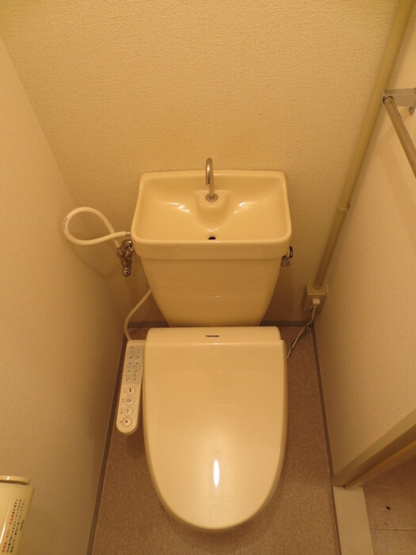 【トイレ】 | セジュールおぐら B棟 | 202 温水洗浄暖房便座トイレ
