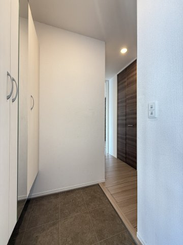 Maison de Espoir万代の玄関