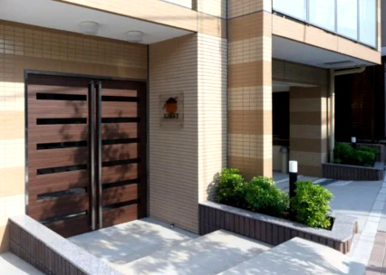板橋区双葉町の賃貸マンションのエントランス