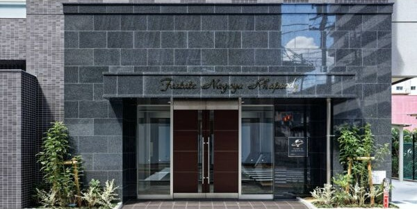 ファステート名古屋ラプソディのエントランス