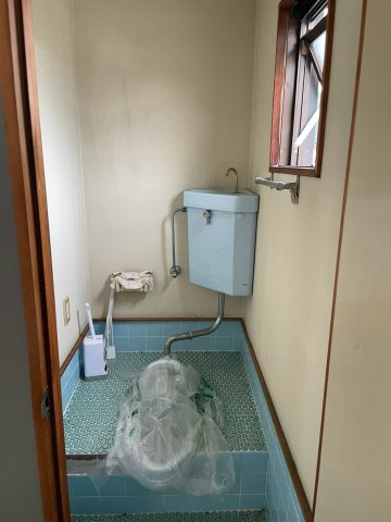 福井市江守の里２丁目の店舗一部のトイレ