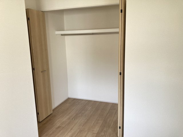 ブルーミングガーデン前橋市女屋町　５号棟の収納|【イメージ画像】2階洋室③収納です
