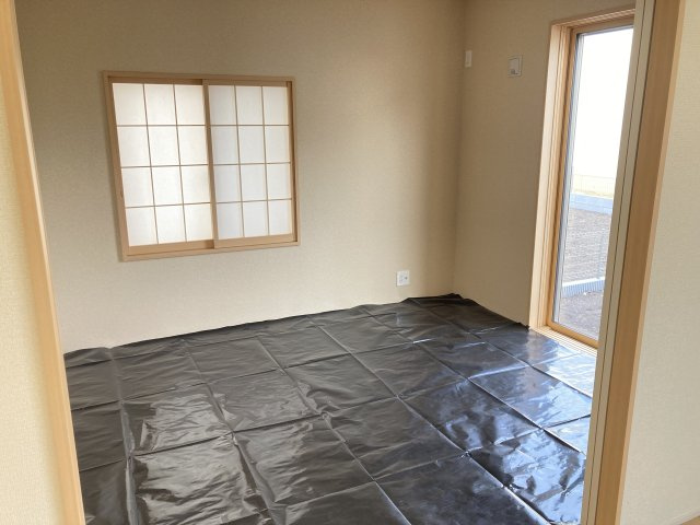 ブルーミングガーデン前橋市女屋町　５号棟の和室|【イメージ画像】1階和室5.25帖です。い草香る和室はくつろぎスペースに最適ですよ♪