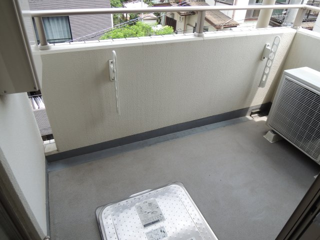 【バルコニー】