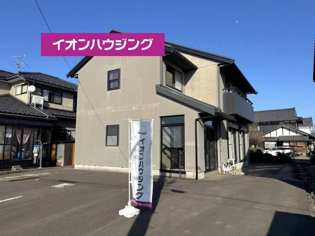 福井市上六条町　中古住宅♪