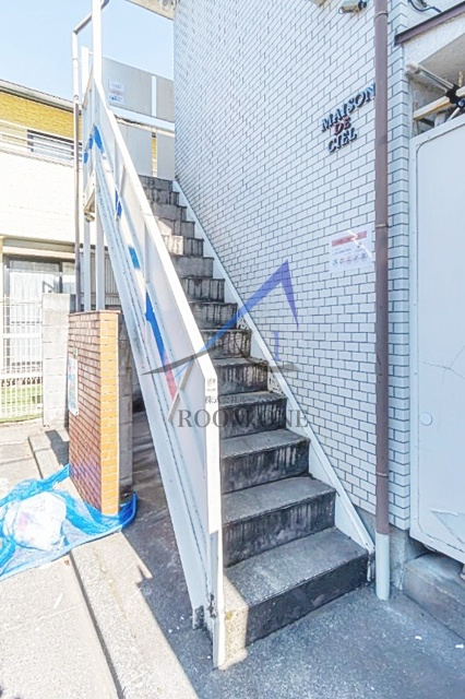 メゾンドゥシエルのエントランス|エントランスです。