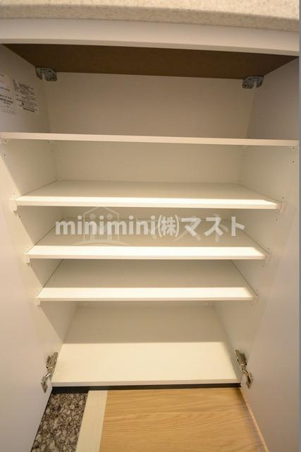 レオンヴァリエ大阪ベイシティの収納