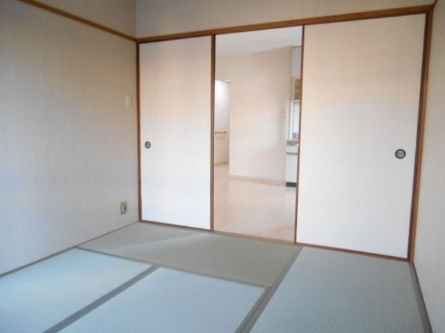 サンハイツ治の内装