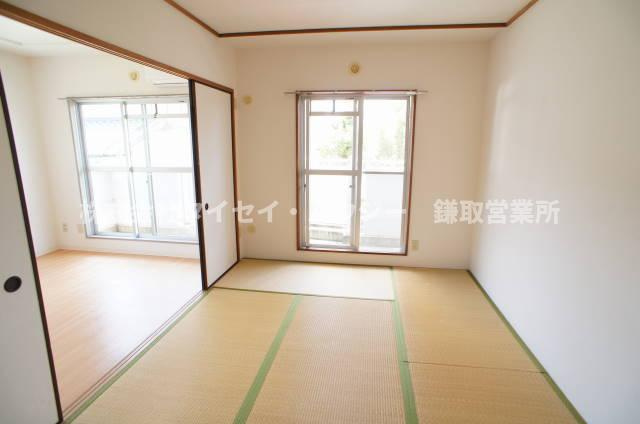 ファミーユ浜野の寝室|同タイプのお部屋の画像となります