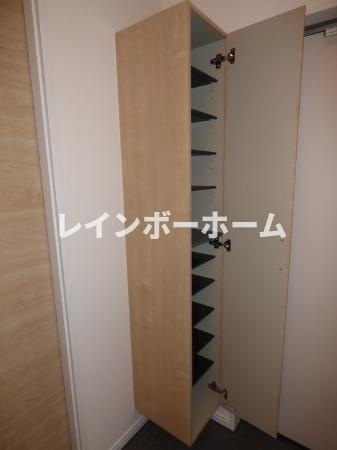 AJ八千代台の玄関