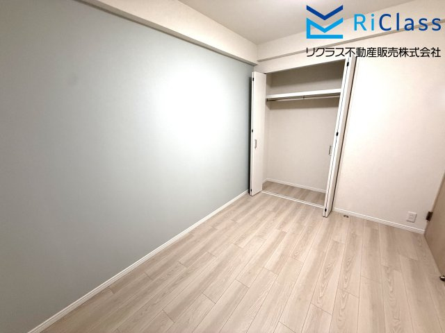 ローレル・トアスクエアの洋室|個人の部屋や寝室として使える洋室です