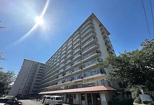 ローレルハイツ茨木総持寺２号棟