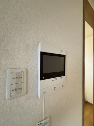 ☆モニター付きインターホン☆