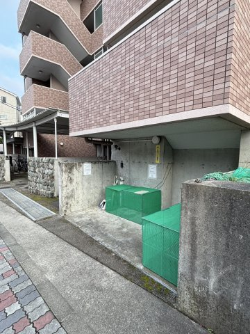 ☆敷地内ゴミ置き場☆
