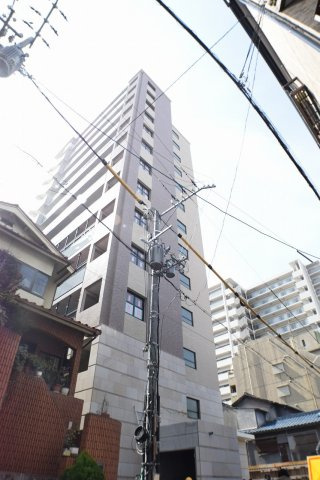 レジュールアッシュ天王寺堂ヶ芝のエントランス