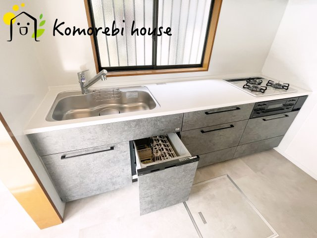 KISさいたま市見沼区南中丸1期　中古戸建のキッチン|26.9.14