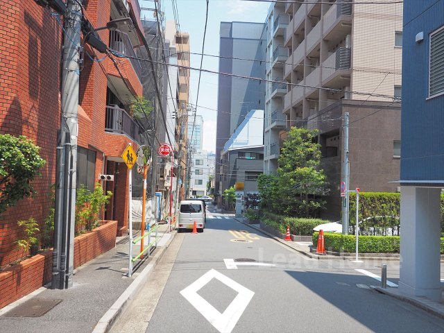【その他】 | コンシェリア三田　ＴＯＫＹＯ　ＰＲＥＭＩＵＭ | 前面道路