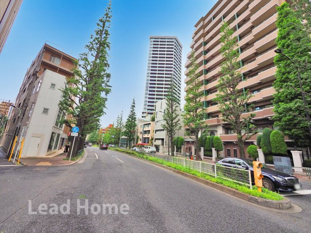 【その他】 | ファミールコート白金タワーズ | 前面道路