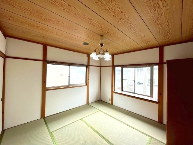 西脇市黒田庄町岡　中古戸建の和室