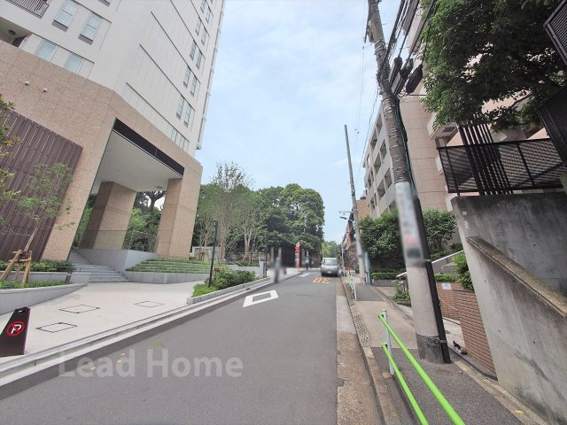 【その他】 | ザ・パークハウス三田タワー | 前面道路