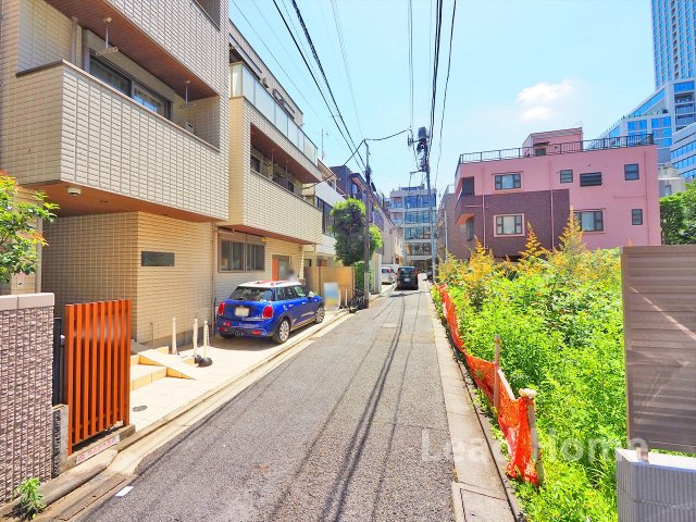 【前面道路含む現地写真】 | 港区南青山3丁目